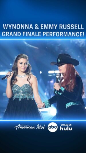 Wynonna Judd Instagram - Stunning! 💞 @wynonnajudd sings “Coal Miner’s Daughter” with @lorettalynnofficial’s granddaughter, @emmyroserussell! #AmericanIdol