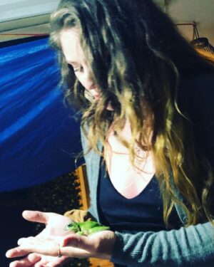 Xenia Goodwin Instagram - Better late than never right? 😅. A very Happy 2022 to everyone from me, a green frog, my lil boy, Santa’s lil helper and a smooch kiss thrown in!  May this one have no lockdowns and much love for us all!  All my love to my friends, fam and fans.  I truly hope this new year is filled with nothing but joy!  #happybelatednewyear #greenfrog #alwayslate