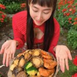 Xenia Chong Instagram - 🤤🤤🤤 年初十食個盆菜就十全十美🤗 全年都豐衣足食🥰 賺個盆滿缽滿💰 @givemefive_hk #五樓飯堂 #五樓盆菜 #個盆菜勁好食 #xeniachong #hkig #hkactor #followme #莊韻澄 #loveisintheair