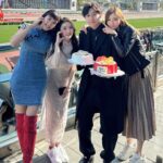 Xenia Chong Instagram - ❤️❤️❤️ 初三赤口入馬場 龍馬精神🤩 #xeniachong #hkig #hkactor #followme #莊韻澄 #loveisintheair
