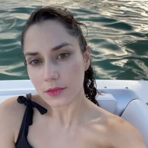 Ximena Romo Instagram - Autorretratos / Selfismo / Trabajo Autopromocional 2023