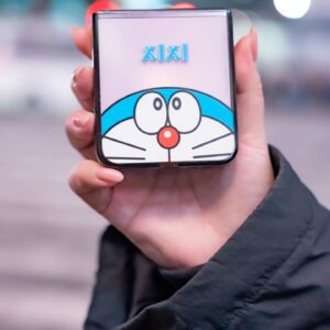 Xixi Lim Instagram - Crossing the Shibuya crossing and stealing a selfie at the same time, checked! ✔️ 

It's soooo intense ok! Everyone is crossing at the time, and many are snapping photos/videos like me 😆

Featuring my Samsung Galaxy Z Flip5 with my @casetify_sg Doraemon case (customized one hor!) cos why not right? IT'S JAPAN and hello ma! I'm on Shibuya crossing 🤩

Psst: I have another Doraemon case. Do you want to see it?