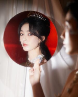 Xu Yiyang Instagram - ✨👸🏻✨嘻～
