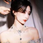 Xu Yiyang Instagram - ✨👸🏻✨嘻～