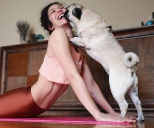 Yağmur Özbasmacı Mermer Instagram - best personal trainer ever 🐾🤘🏼
