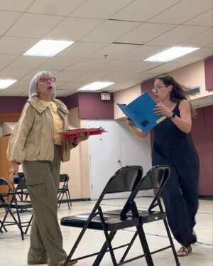 Yamaris Latorre Instagram - Ensayando la obra: “HIJOS” 🎭 ¡No te la pierdas!!!! 
📍Centro de Bellas Artes de Santurce, 
🗓️11 y 12 de mayo
🎟️Boletos @ticketera
@produccionesgirasol 
@jacpr @lamolinari @johannarosalyoficial @cintronaxel