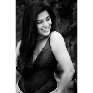Yamini Bhaskar Instagram - 🖤