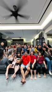 Yang Guang Ke Le Top 100 Instagram Photos and Posts