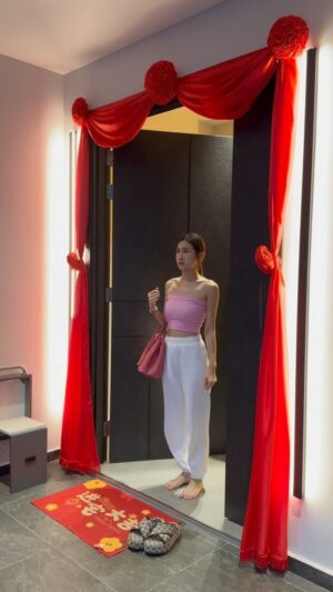 Yang Guang Ke Le Instagram - 五一劳动节快乐 ❤️🤭🤑