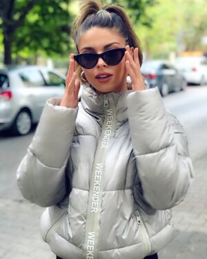 Yaprak Durmaz Instagram - Kışa alışmaya çalışıyorumdur 👽