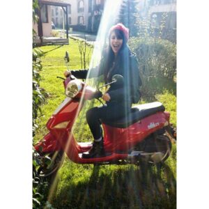 Yaprak Durmaz Instagram - #scootergorenmasumkoylu 😍😁