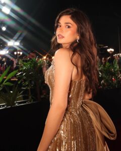 Yara Mustafa Instagram - Honored to have been part of the opening ceremony for this year’s @redseafilm! Biggest thank you to my team, my @humanagementme family 🤍 Styled by: @jad.toghuj Dress: @nour_muhtaseb Jewelry: @chopard