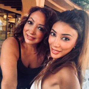 Yasemin Yalçın Instagram - NİCE GÜZEL UPUZUN YILLARA KIZIM🧚‍♀️💖 
TÜM AİLEMİZİN DOĞUM GÜNÜ KUTLU OLSUN💎🥂