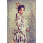 Yasemin Öztürk Instagram - #mutluakşamlar ... #tbfriday.... yıl 2013 Retrografi XIX- XX y.y. Viktorya Dönemi foto by Duygu Özlem #yaseminöztürk#retrografi#foto#viktoryadönemi#lovemylife