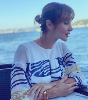 Yasemin Hadivent Instagram - Uğur be ! Bu dünya hassas insanlar için çok ağır bir yer.