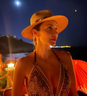 Yasemin Hadivent Instagram - “ Fly Me to the  Moon “ 🎶