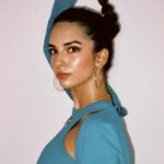 Yasemin Yazıcı Instagram - Bolero modanın soğanlı menemenidir. Bölücüdür. Change my mind.
