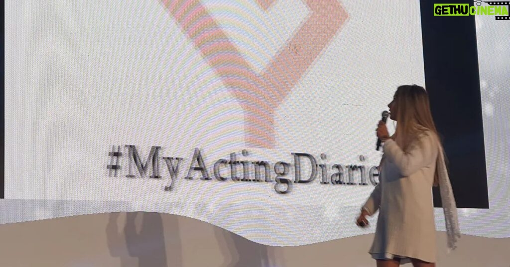 Yasmine Ghaith Instagram - As always, my happiest place is being on stage, giving a talk, in front of all of you ❤ You give me strength, and you guys inspire me more than you can ever imagine ❤ Thank you @eva.pharma @limitless_naturals for having me My PR management @stardust__pr #WonderWomanTheyCallMe #WonderWoman #YG