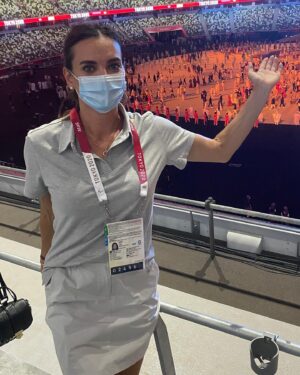 Yelena Isinbayeva Instagram - Свершилось!🙏🏻🥳
⠀
Надеюсь вы смотрите трансляции, друзья?
⠀
За какой вид спорта, будете болеть на Олимпиаде?
⠀
Жду ваших комментариев!
⠀
It has happened!🙏🏻🥳
⠀
I hope you are watching the competitions my friends?
⠀
What kind of sport will you support at the Olympics?
⠀
I am waiting for your comments!
⠀
#olympics#tokyo2020#isinbaeva#исинбаева#олимпиада#спорт#ioc