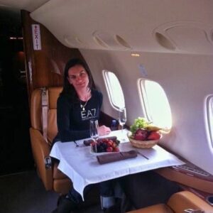 Yelena Isinbayeva Instagram - В Волгограде конечно хорошо, но кое-где тоже неплохо ☺️😉

In Volgograd, of course, it's good, but in some places it's not bad either ☺️😉

#isinbaeva#исинбаева#travel#work#jet#flight#allin
