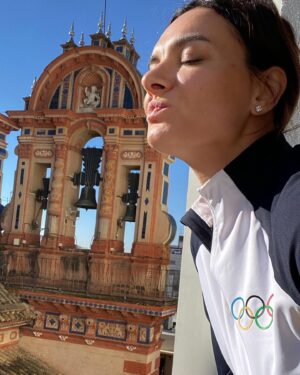 Yelena Isinbayeva Instagram - Севилья – столица автономного сообщества Андалусия на юге Испании.
Она известна как родина танца фламенко, центром которого является район Триана.
Главные достопримечательности города – богато украшенная крепость Алькасар, построенная во времена правления мавританский династии Альмохадов, и арена для корриды Маэстранса XVIII века. Севильский кафедральный собор в готическом стиле, в котором находится гробница Христофора Колумба, известен своей колокольней Хиральда, которая первоначально служила минаретом.
⠀
Конечно за 2 дня все достопримечательности посмотреть не удалось.
Я бы ещё отметила площадь Испании. На мой взгляд - это обязательное место к посещению! 😉
⠀
Seville is the capital of the autonomous community of Andalusia in southern Spain.
It is known as the birthplace of flamenco dance, the center of which is the Triana district.
The main attractions of the city are the ornate Alcazar fortress, built during the reign of the Moorish Almohad dynasty, and the bullfighting arena of the 18th century Maestranza. Seville Cathedral in the Gothic style, which houses the tomb of Christopher Columbus, is known for its Giralda bell tower, which originally served as a minaret.
⠀
Of course, it was not possible to see all the sights in 2 days.
I would also note the Plaza de Espana. In my opinion, this is a must-visit place! 😉
