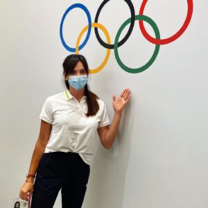 Yelena Isinbayeva Instagram - #Токио2020:
⠀
1. COVID-test  каждый день на протяжении всего периода в Токио, (решение КС МОК)
⠀
2. Мягкий, 14 дневный карантин для всех членов МОК.
Нельзя пользоваться услугами отеля (спа, фитнес, бассейн и т.д.), нельзя выходить в город, смотреть достопримечательности, посещать рестораны, общаться с местными жителями.  Запрещено посещать олимпийскую деревню.
⠀
3. По предварительной записи, членам МОК, можно посещать любые спортивные соревнования, наличие мест строго ограничено.
⠀
4. Стараться держаться на расстоянии от участников и соблюдать дистанцию 2 метра при общении с ними.
⠀
5. Обязательное использование приложения COCOA и ношение маски везде и всегда.
⠀
6. По истечению 14 дней мягкого карантина, для всех членов МОК разрешается пользоваться общественным транспортом,  посещать достопримечательности и рестораны в городе, посещать  соревнования так же по предварительной записи.
Олимпийская деревня остаётся под запретом.
⠀
Коротко о том, как здесь всё устроено в интересах безопасного проведения Олимпийских игр.
⠀
#Tokio2020:
⠀
1. COVID-test every day during the entire period of arrival in Tokyo, (the decision of the IOC Athletes ' Commission is in the interests of all participating athletes).
⠀
2. A soft, 14-day quarantine for all IOC members.
You can not use the services of the hotel (spa, fitness, swimming pool, etc.), you can not go out to the city, see the sights, visit restaurants, communicate with local residents.  It is forbidden to visit the Olympic village.
⠀
3. By pre-booking, IOC members can attend any sports competitions, as the availability of seats is strictly limited.
⠀
4. Try to keep a distance from the participants and keep a distance of 2 meters when communicating with them.
⠀
5. Mandatory use of the COCOA application and wearing a mask everywhere and always.
⠀
6. After 14 days of mild quarantine, all hotel services are opened for all IOC members, it is allowed to use public transport, visit sights and restaurants in the city. Attend competitions also by pre-booking, and the Olympic Village remains not allowed to visit.
⠀
Briefly about how everything is arranged here in the interests of the Safe Olympic Games.
⠀
#isinbaeva#исинбаева#ioc#мок