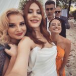 Yeliz Kuvancı Instagram - Madem birinci olduk, biraz setten fotoğraf ? 🙋🏼‍♀️🤍🥳 #sadakatsiz