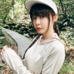 Yi-Ruei Chen Instagram - 曬太陽可以讓身體變好，心情變好， 睡眠也變好你們知道嗎！？ 運動或是戶外走走都能療癒生活， 但是女生最怕曬太陽又熱又會變黑！ 穿上 The North Face LIGHTRANGE™ / UPF 系列， 怎麼曬都不怕😛 盡情享受大自然❤️ 感受新輕盈，今夏換我曬！ @thenorthface_tw #neverstopexploring #今夏換我曬 #探索不怕曬