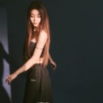 Yi-Ruei Chen Instagram - 在暗處時 連影子都會離開你 朝有光照亮你的地方去吧 那個睡不到天亮 也睡不進夜晚的你， 我們約定好，不要待在同一個地方，重複悲傷。