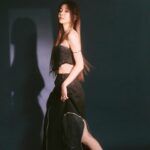 Yi-Ruei Chen Instagram - 在暗處時 連影子都會離開你 朝有光照亮你的地方去吧 那個睡不到天亮 也睡不進夜晚的你， 我們約定好，不要待在同一個地方，重複悲傷。