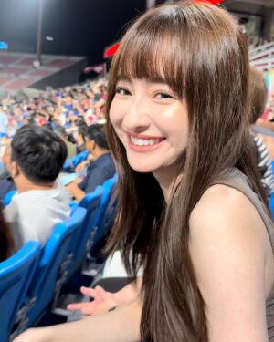 Ying-Xuan Ge Instagram - 我們都要當一個每天都幸福快樂的人😁✌🏻