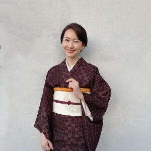 Yôko Moriguchi Instagram - 水曜日は相棒の日！
今夜9:00～
最終回スペシャル前篇
第19話「トレードオフ」

もちろん、本日も
こてまり で
お待ちしていますね♡ 
.
@aibou_official 
#相棒22
#最終回スペシャル
#こてまり