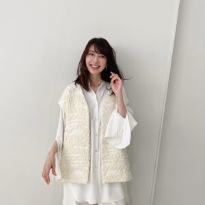 Yôko Moriguchi Instagram - .
.
雑誌『ゆうゆう』(主婦の友社)3月号 にて
表紙の人としてインタビューが掲載されております。
いろいろな事をお話させていただきましたので、どうかご覧ください。

https://www.fujisan.co.jp/product/1225546/new/
.
 表紙衣装
@lephil_official

アクセサリー
ネックレス
@grossejapan
指輪
@agu_accessories
@higashiyamapr