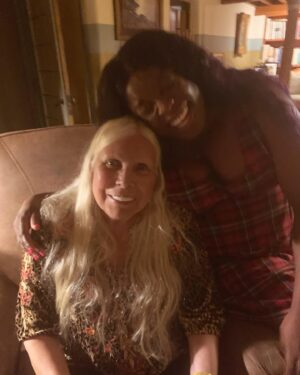 Yola Instagram - Happy Birthday dear @jonimitchell, we love you! It was such a joy to meet Joni and she was such a gracious host and such wonderful company. In this photo Joni said something hilarious that I shan’t repeat, suffice to say she’s not just a genius, but also hilarious! Let’s celebrate her today and every day, for the myriad gifts of song she has bestowed upon us. Many happy returns Joni!! 💜💜💜🥳🥳🥳