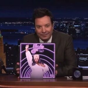 Yola Instagram - Well yesterday was a BIG day for me on network television! With a performance on @fallontonight and then an in depth interview with wonderful @anthonymasoncbs on @cbsmornings I’m taken aback by the response to all of this. If you haven’t seen either of these, watch them swipe for the teasers! Both links to the full performance and interview are in my bio too! Enjoy loves!! 🙏🏿💜. 

A massive thanks to 
🎸@buffalostack 
🎹@rycon28 
🎸 @benjbarajas 
🥁 @megbrittcole 
🎹 @cranialjoyride 
🔈 @c_h_r_i_s__d_a_v_i_s 
🔊 @tricamtech &
⏰ @katrinavanderzon 
💄💇🏾‍♀️@direimage 
🧠 @andymhawkes 
🎥 @luke.m.holliday 
💡 @thatlightingguy94 

#loveyouguys