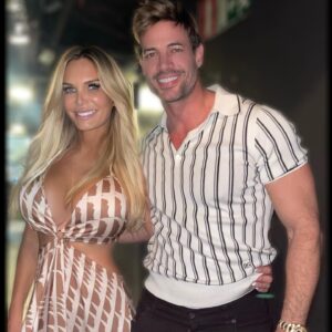 Yola Berrocal Instagram - Estreno en Telecinco de la serie “Café con aroma de Mujer”
Con el guapísimo y simpático protagonista William Levy, actor y modelo internacional.
Mucho éxito @willevy !

Mi vestido de la tienda @pradocondado 

#williamlevy 
#caféconaromademujer
#telecinco
#Mediaset

#yolaberrocal
#yolaberrocalmanagement