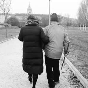 Yolanda Ramos Instagram - “ Ya no tengo miedo a la muerte,ahora se que al otro lado,me espera alguien para seguir protegiéndome. Ya nunca voy a estar sola, siempre estaré el esperándome. MONICA

Mi amiga ha perdido a su padre y hoy me ha dicho esto. Creo que lo tenía que colgar aquí  para que sus palabras den un poco de luz a los que os habéis quedado solos.