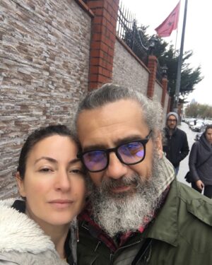 Yonca Şahinbaş Instagram - Bir veli toplantısının daha sonuna gelmiş bulunmaktayız efenim😊🙏🏻🙏🏻🙏🏻🙏🏻 @koraysahinbas