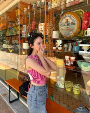 Yoo Hye-In Instagram - ☀️