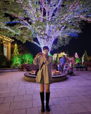 Yoo Na-gyeol Instagram - 엄마 선물 구매🎁