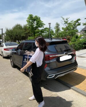 Yoo Na-gyeol Instagram - 결혼선물 고마워❤️ 사랑한다 지수 영경아😭