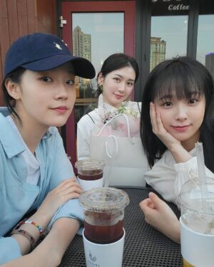 Yoo Na-gyeol Instagram - 고마워❤