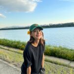 Yoo In-young Instagram - _ . . 꽃 한 송이가 그래 그래 피었구나🌼