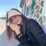 Yoo In-young Instagram - _ . . 까매져도 괜찮아👩🏽 . #원없이걸었다_👣