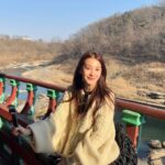 Yoo In-young Instagram - _ . . 즉흥여행