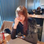 Yoo In-young Instagram - _ . . 날 좋아하는 너. 내 사진에 항상 진심인 너. . #🐸