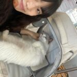 Yoon Seo-ah Instagram - 🐱🐶 #종말의바보 #netflix