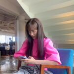 Yoon So-hee Instagram - 오늘이 벌써 마지막 방송이네요! 시간 참 빠른 것 같아요. 막방 꼭 같이 봐주세요 :) #가슴이뛴다 #kbs 나해원 안녕 👋