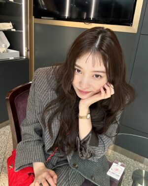 Yoon So-hee Thumbnail - 10.6K Likes - Top Liked Instagram Posts and Photos