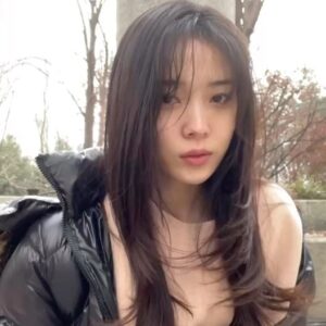 Yoon So-hee Thumbnail - 17.7K Likes - Top Liked Instagram Posts and Photos